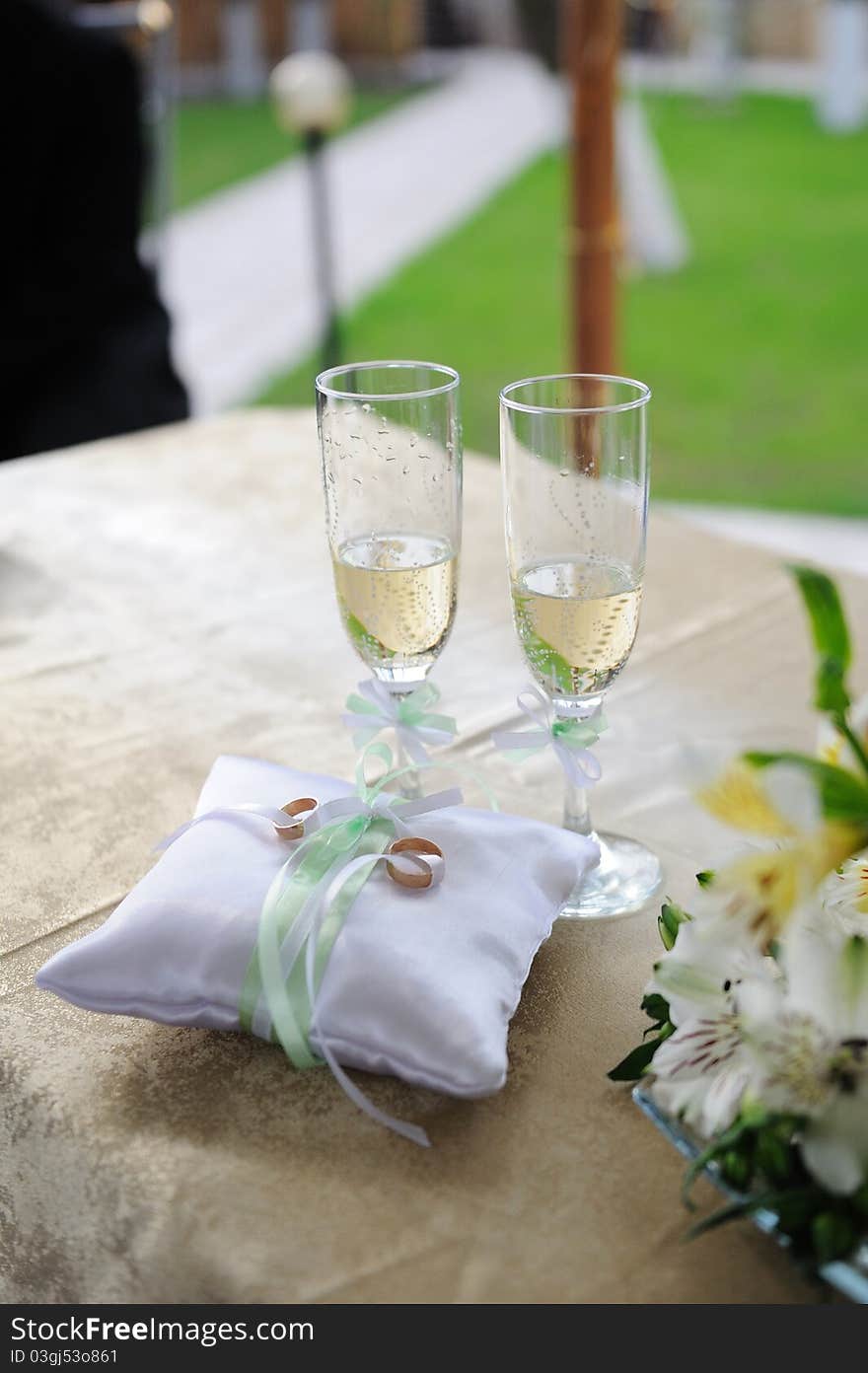 Wedding Glasses And Rings