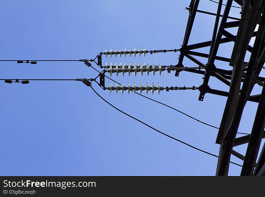 High voltage power line