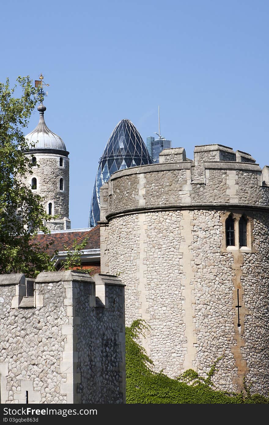 Tower of london and new architecture, photo taken in London