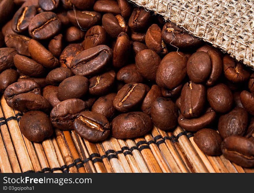 Roasted coffee beans. food backgound