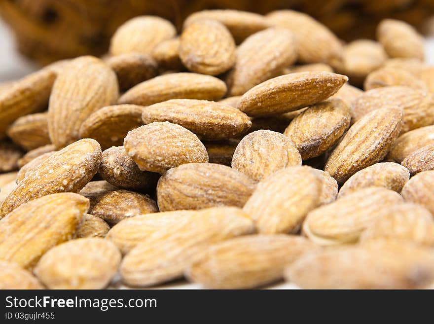 Almonds macro