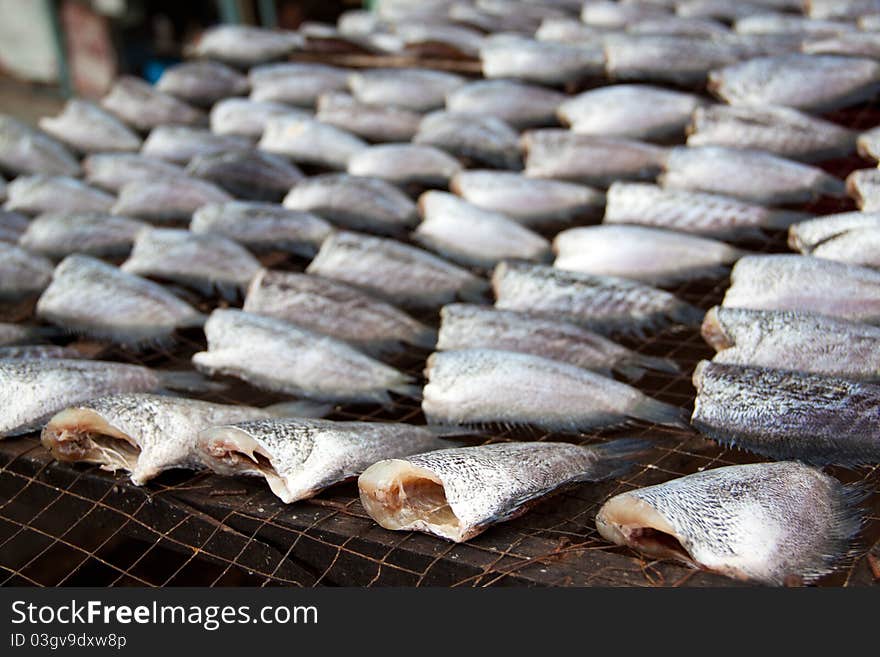 Gourami is dry out in fresh-food market