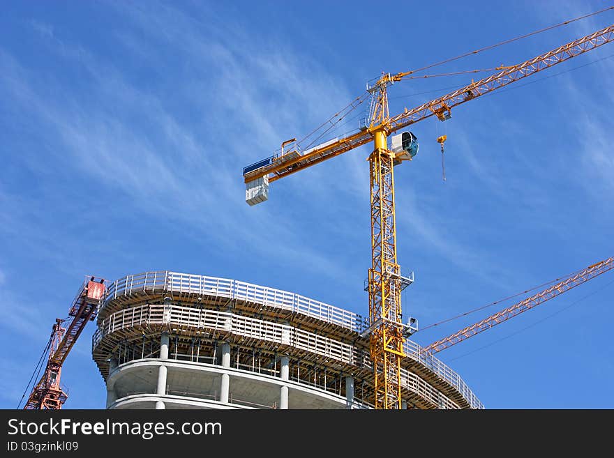 Construction crane