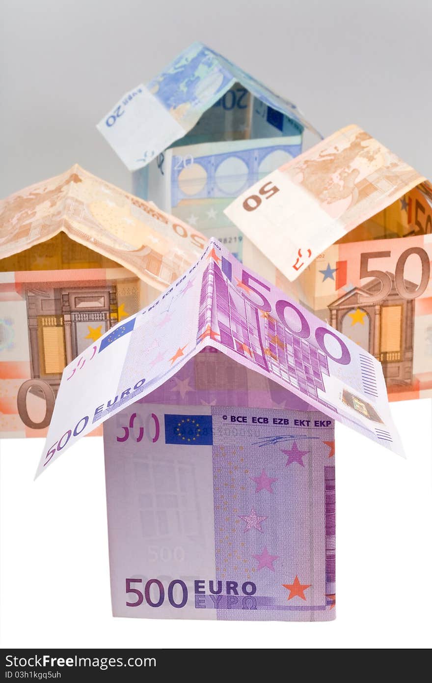 Houses from euro banknotes