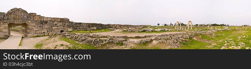 Ancient Greek town in western Turkey, one of the largest and best excavated cities of the ancient world. Ancient Greek town in western Turkey, one of the largest and best excavated cities of the ancient world