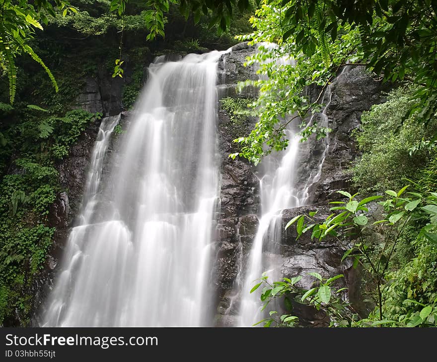 Chunu (Virgin) Waterfalls