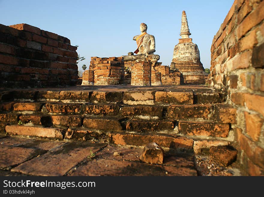 This is the old temple in thailand. This is the old temple in thailand.