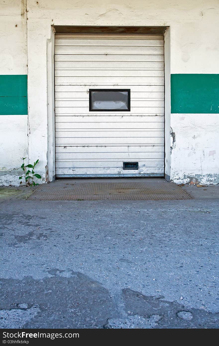 Dirty loading dock and warehouse