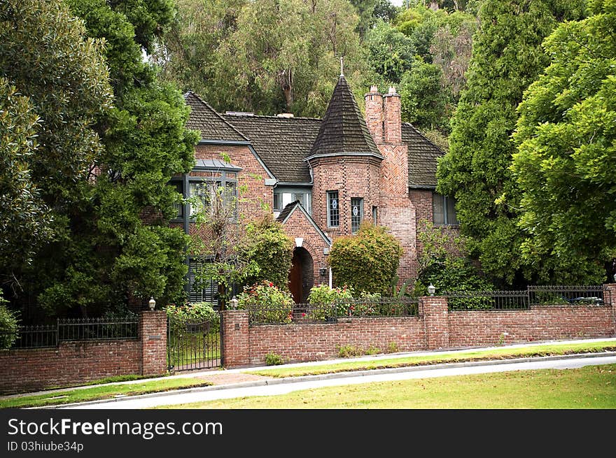 Beautiful home with green garden