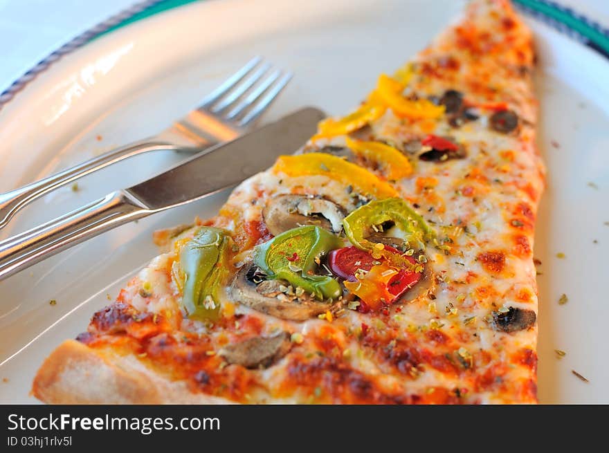 Healthy looking vegetarian pizza