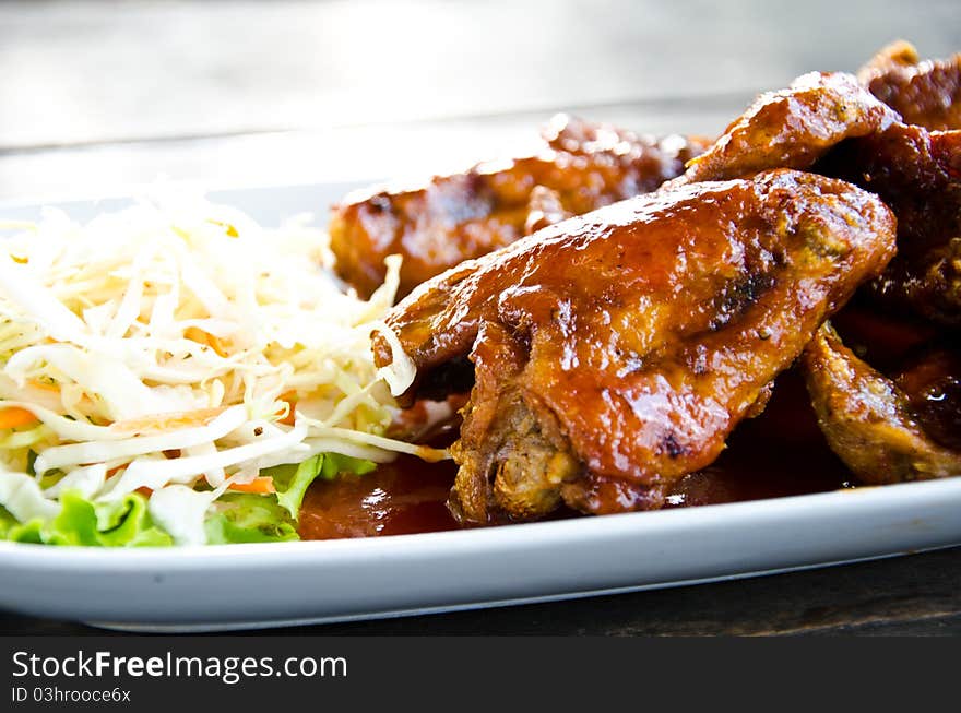 Fried chicken wings.