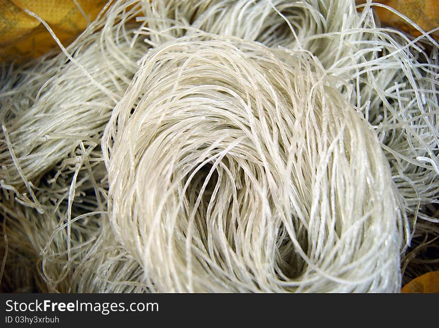 This is sweet potato processed vermicelli made, after is people like to eat food.