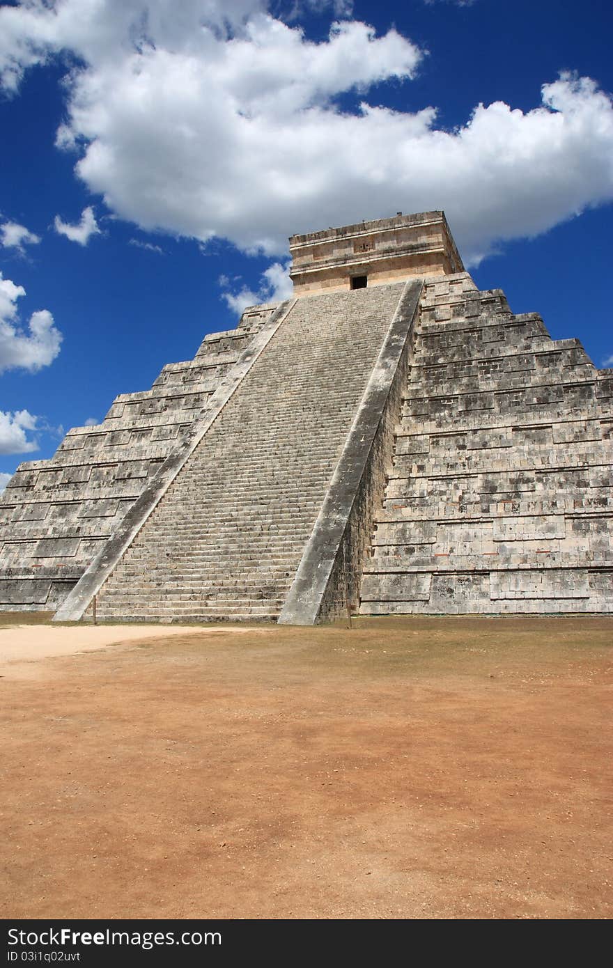 Mayan Pyramid In Chitchen Itza