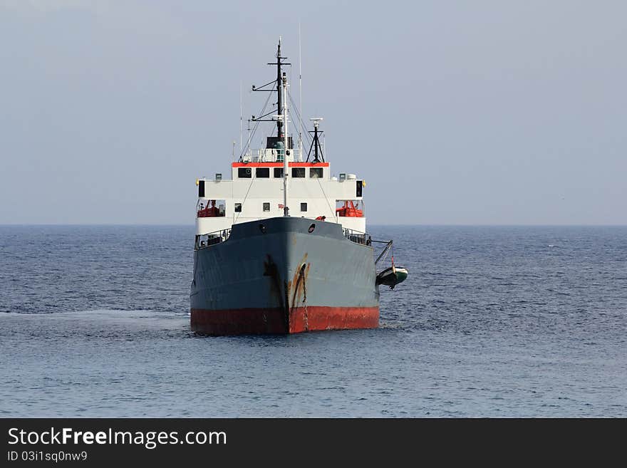 Tanker ship used for the transport of liquid food