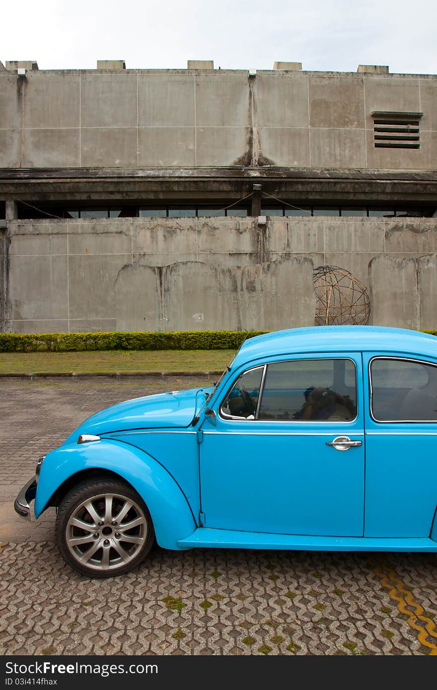 Old car and old wall