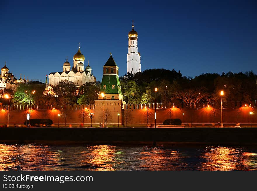 Russia, Moscow. Night view of the Kremlin.