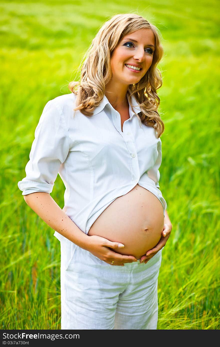 Pregnant woman outdoor