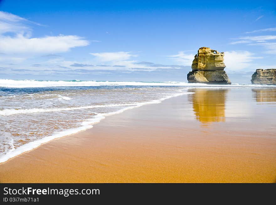 Gibson Steps and the Twelve Apostoles, Victoria (Australia)