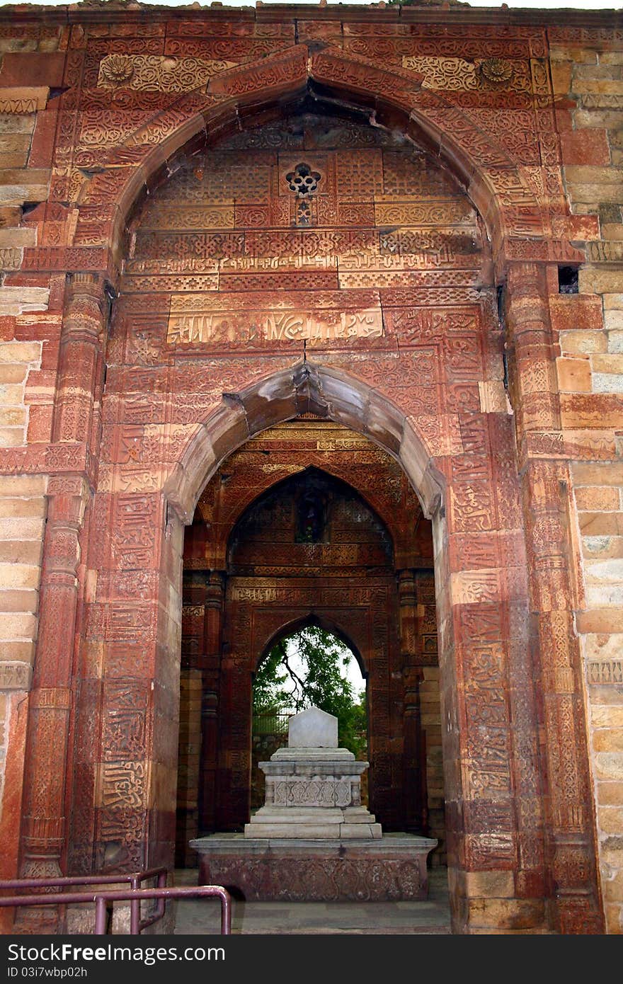 Entrance to Iltumishs Tomb at Qutub Minar, Delhi