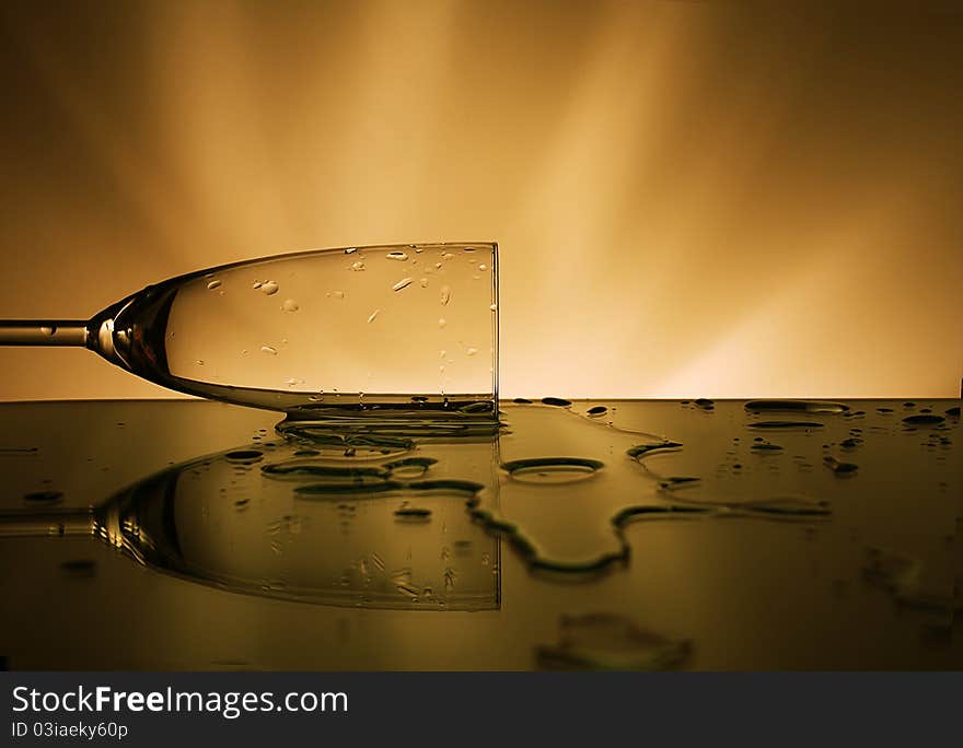 Split of water with a mirror reflection