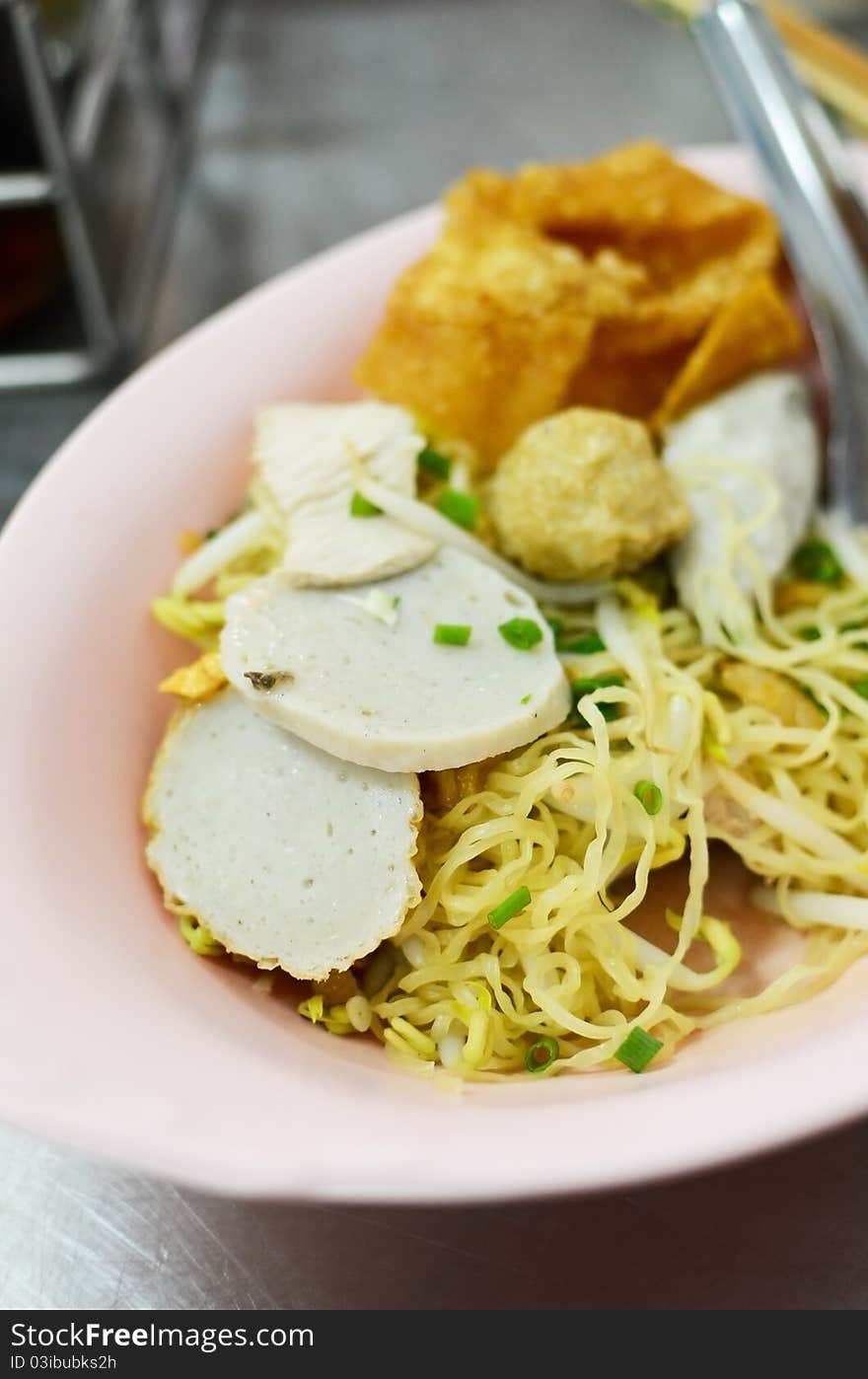 Asian style noodle with pork and fish ball