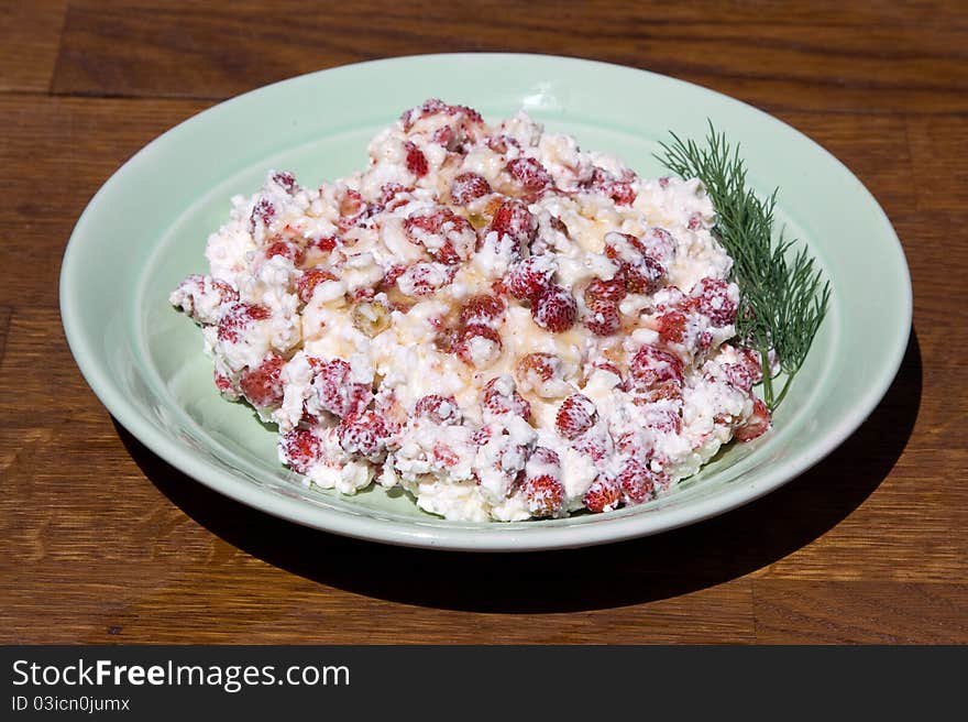 Cottage cheese with strawberries and honey . Cottage cheese with strawberries and honey .