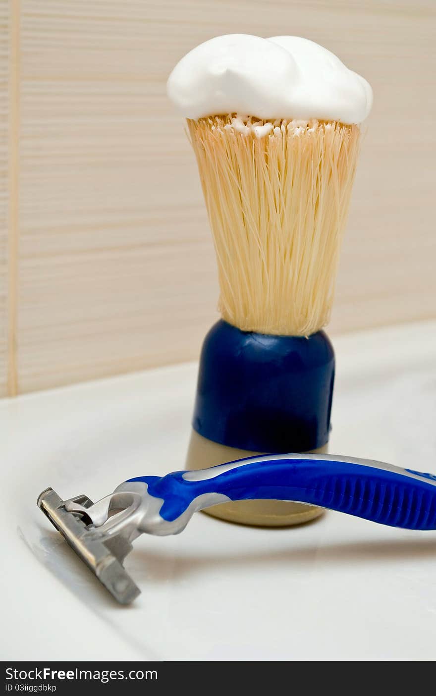 Razor and shaving brush