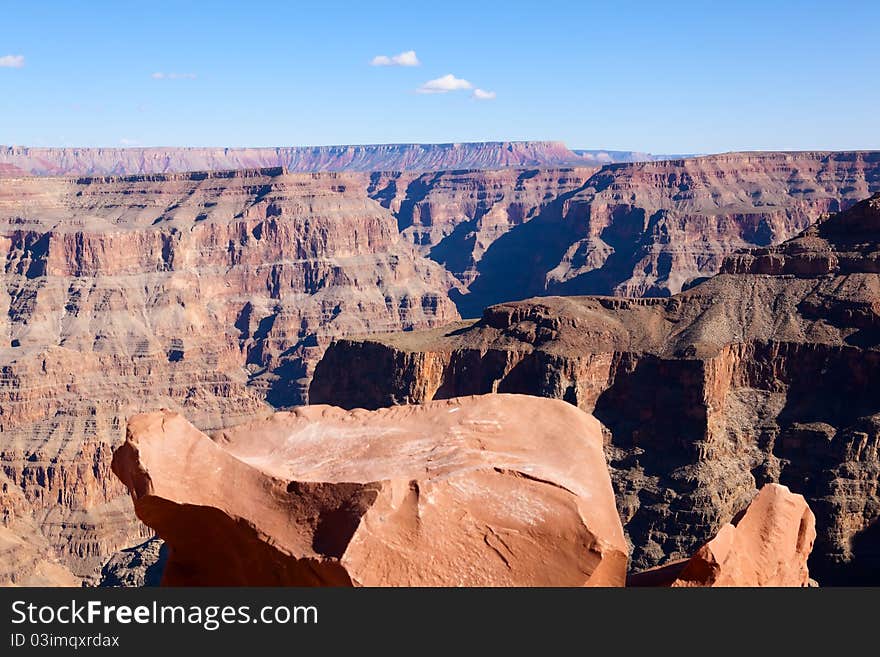The Grand Canyon is a canyon carved by the Colorado River in the United States in the state of Arizona.
