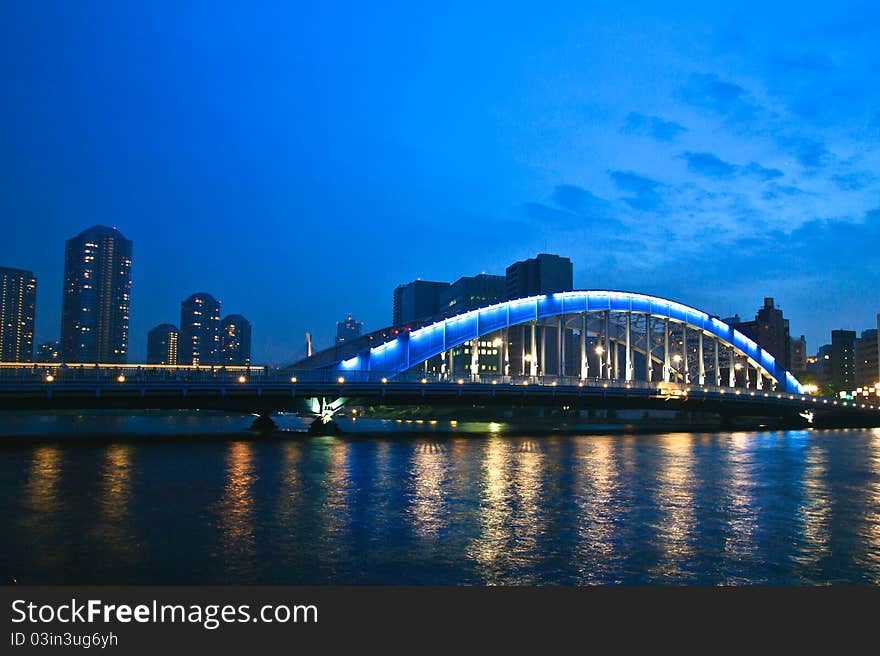 The Eitai-bashi(Eitai Bridge), dating from 1924, replaces a bridge built in 1696. The Eitai-bashi(Eitai Bridge), dating from 1924, replaces a bridge built in 1696