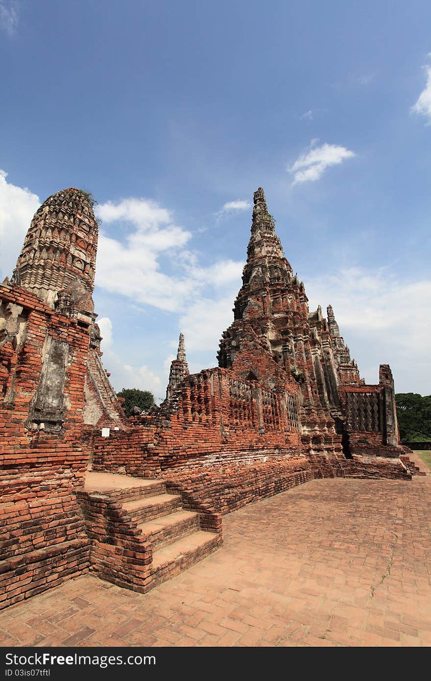 Wat Chai Wattanaram is located in Ayutthaya, Central of Thailand. Ayutthaya is one of the world heritage. Wat Chai Wattanaram is located in Ayutthaya, Central of Thailand. Ayutthaya is one of the world heritage.