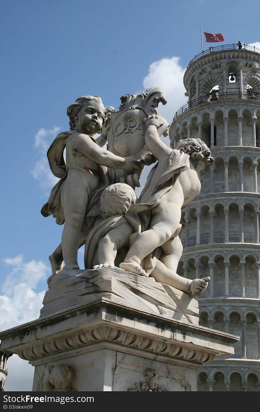 Statue Campo dei Miracoli