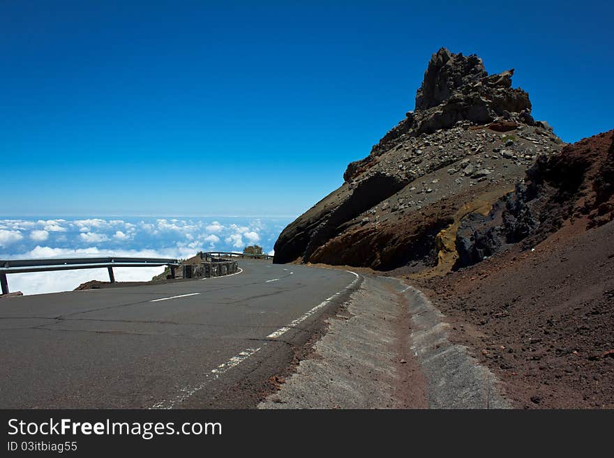 Road to the summit of Roque de los Muchachos. Road to the summit of Roque de los Muchachos