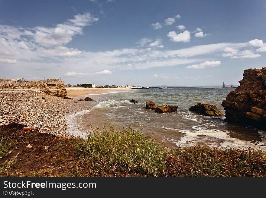 Small beach on the banks of the river Tejo.