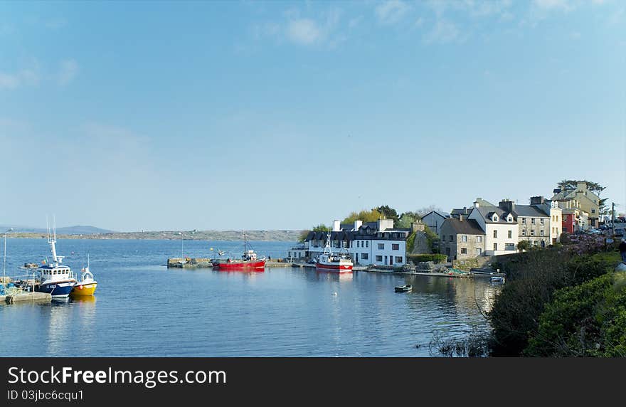 Roundstone harbour