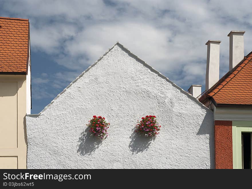 White house with flowers