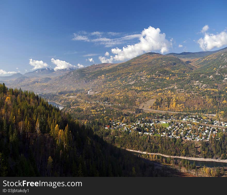 Monashee mountains in fall and Castlegar