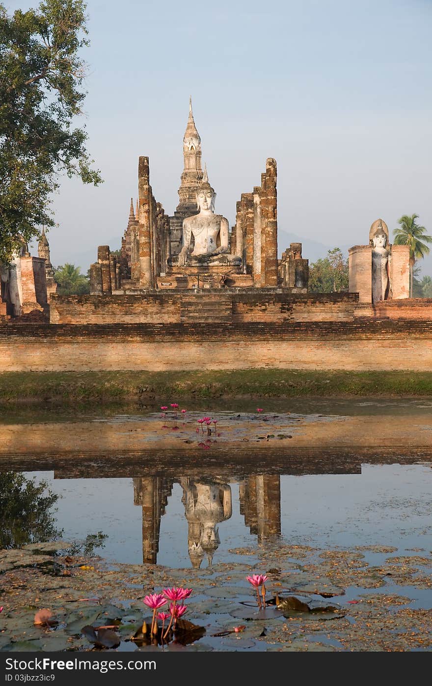 Ancient temple at Sukhothai historical park