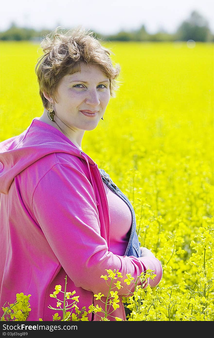 Portrait of a pregnant woman outdoor