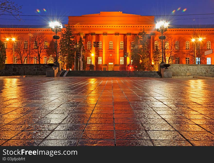 Kiev National University by night