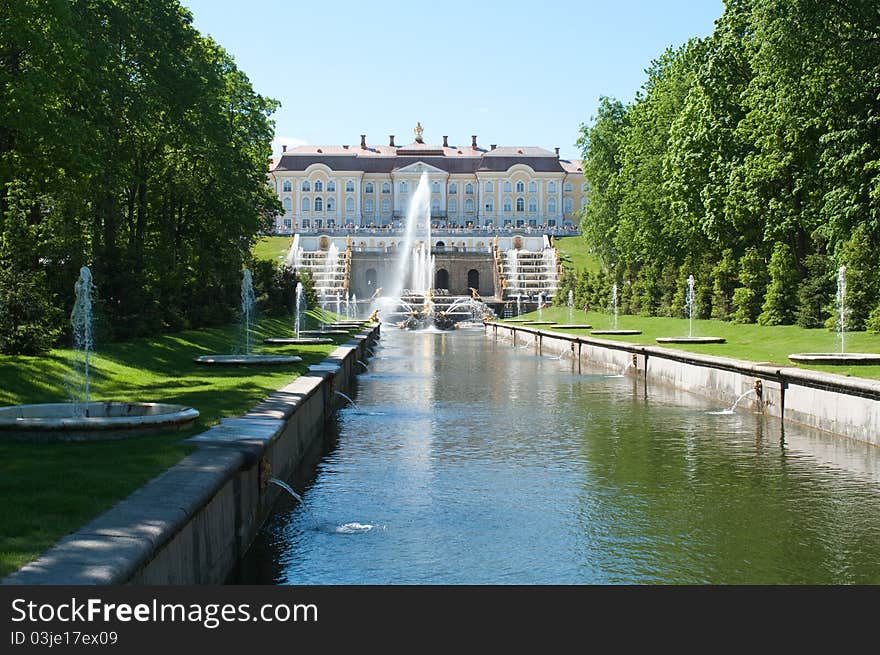 Grand Peterhof Palace and the Grand Cascade