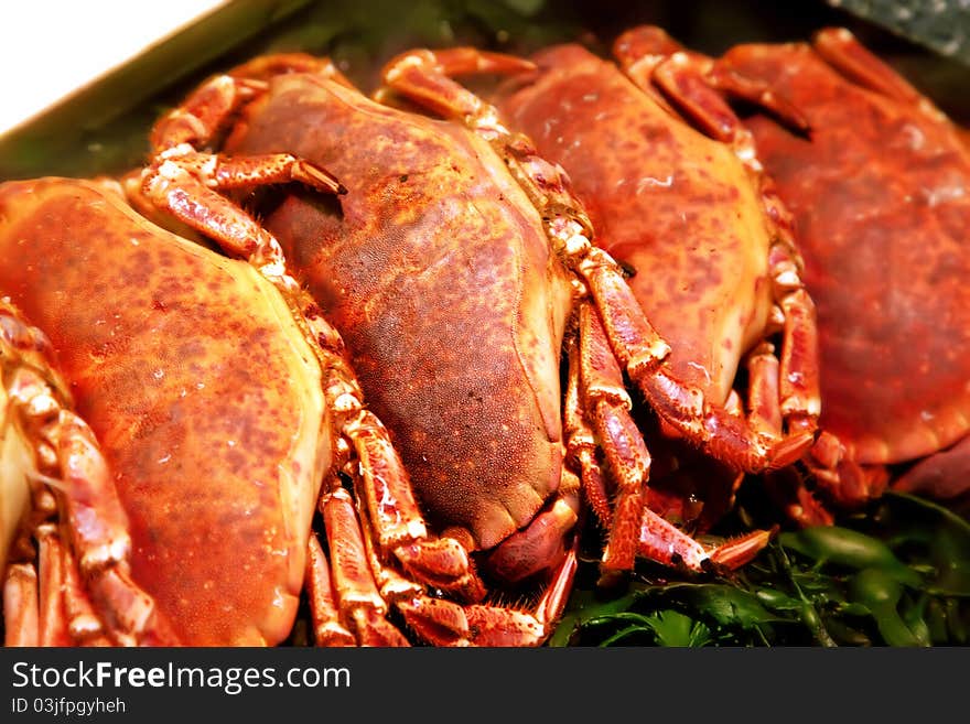 Raw crabs in shop