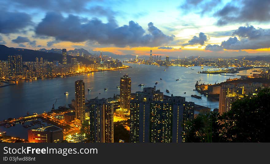 Night view of Victoria Harbour