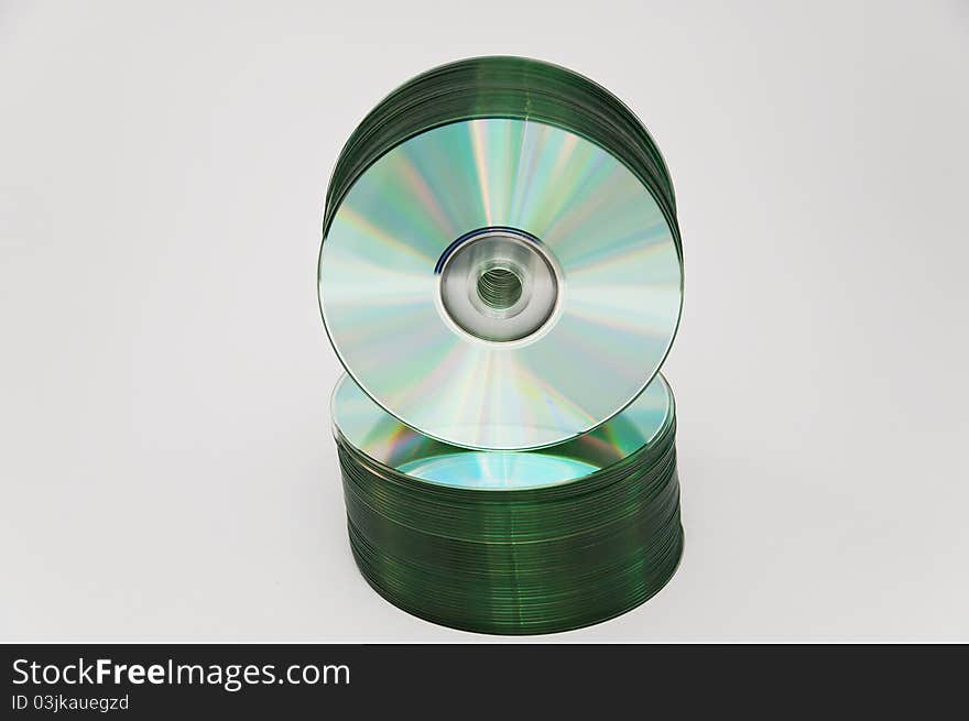 Large number of DVD media