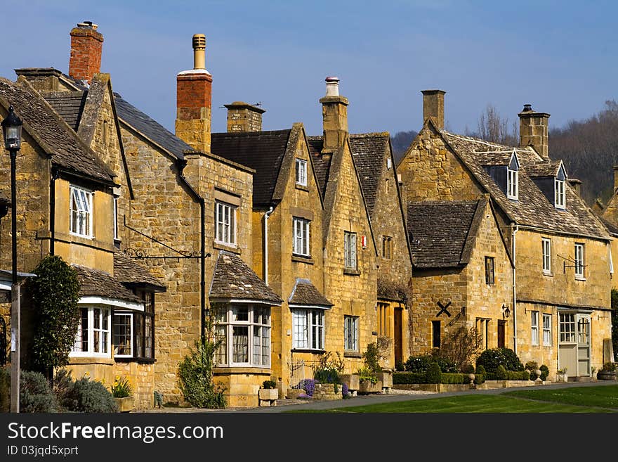 Cotswolds Town