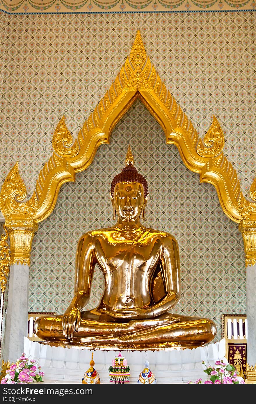 Golden buddha