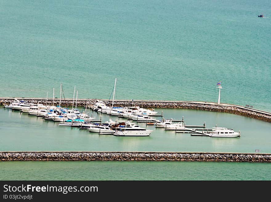 Garage storage, boat to Pattaya.