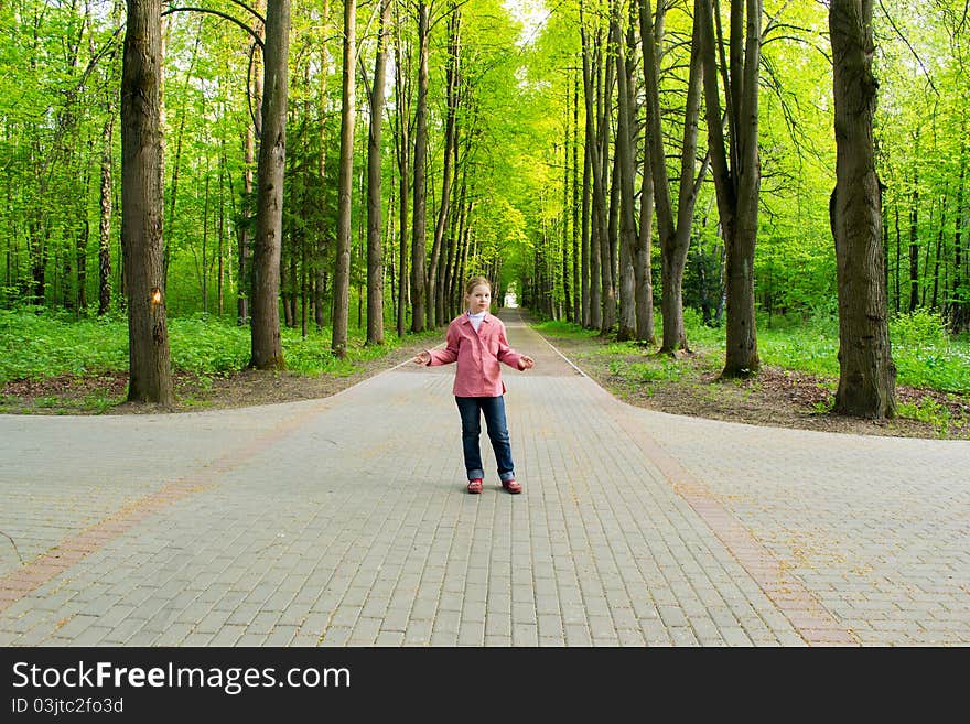 A girl lost in the park.