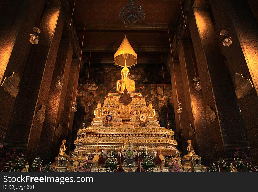 Wat Pho Buddist Monk Statue, Thailand