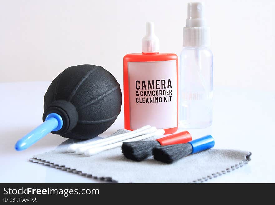 Cleaning kit