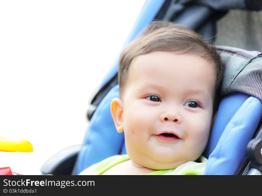 Babies like it when you leave. Rest outside the house. Babies like it when you leave. Rest outside the house.